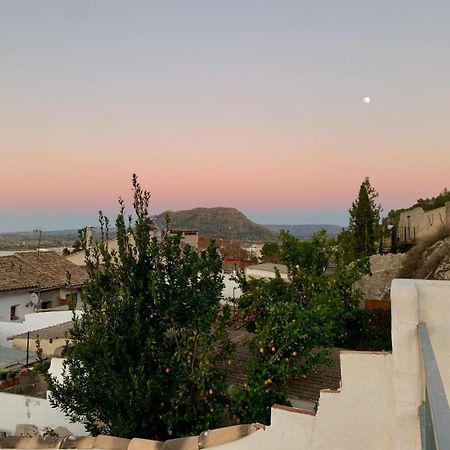 Xàtiva Fortress Jacuzzi Suites מראה חיצוני תמונה