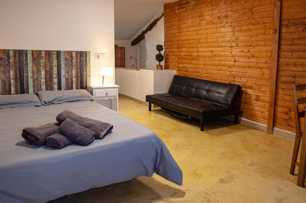 Xàtiva Fortress Jacuzzi Suites מראה חיצוני תמונה