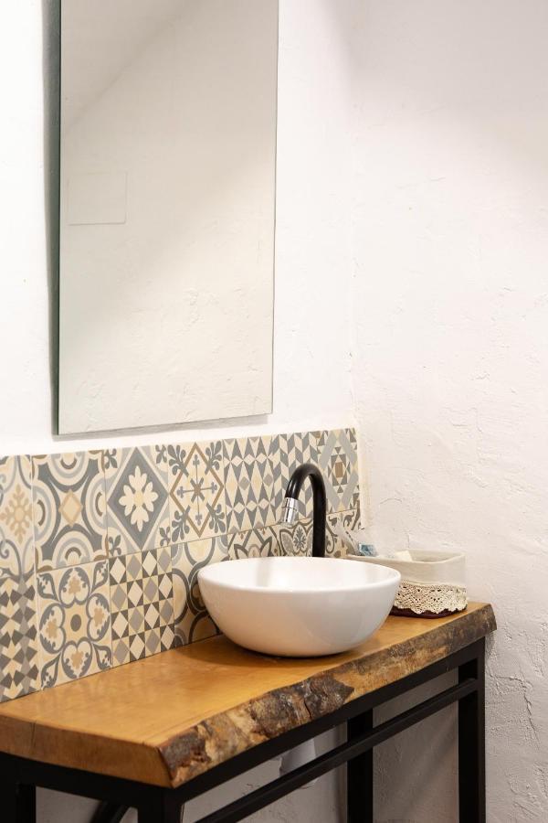 Xàtiva Fortress Jacuzzi Suites מראה חיצוני תמונה