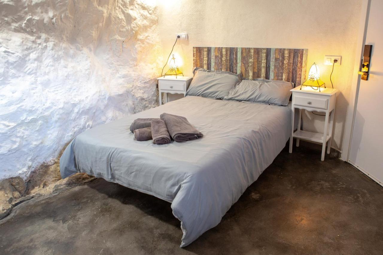 Xàtiva Fortress Jacuzzi Suites מראה חיצוני תמונה