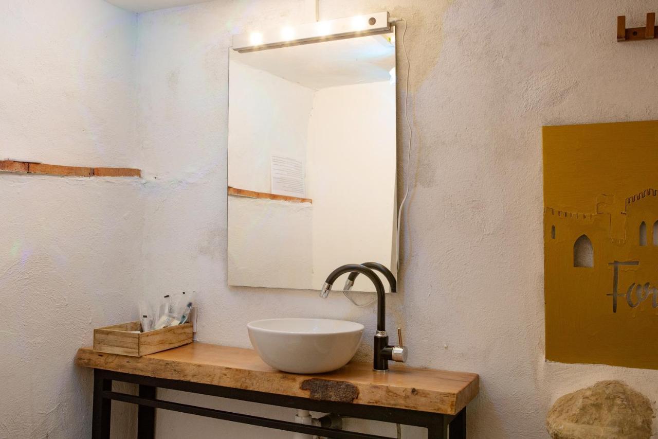 Xàtiva Fortress Jacuzzi Suites מראה חיצוני תמונה