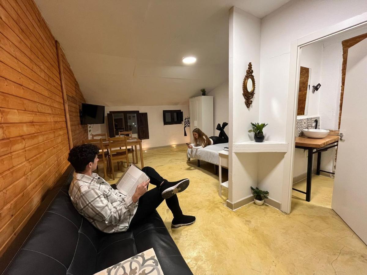Xàtiva Fortress Jacuzzi Suites מראה חיצוני תמונה