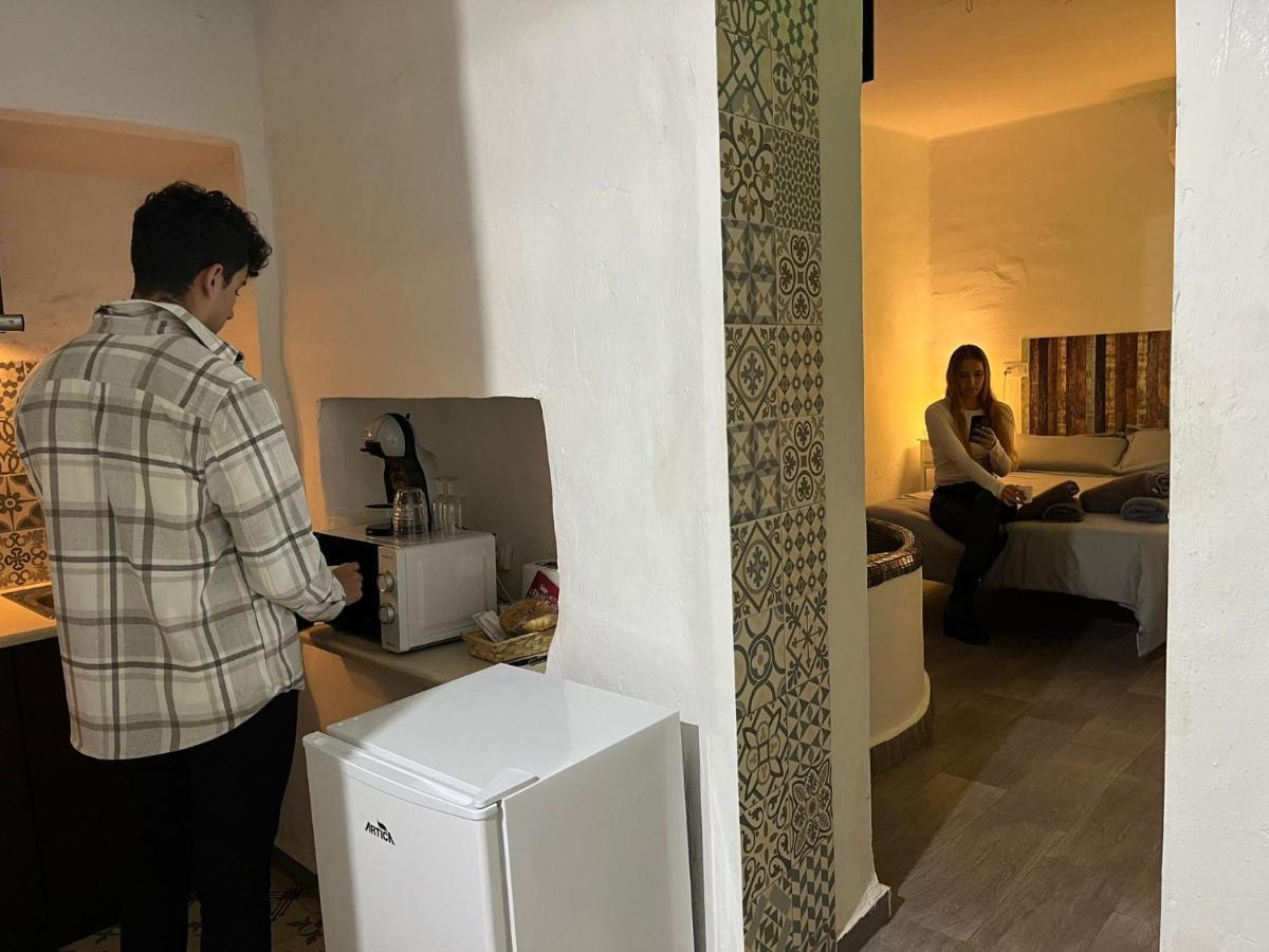 Xàtiva Fortress Jacuzzi Suites מראה חיצוני תמונה