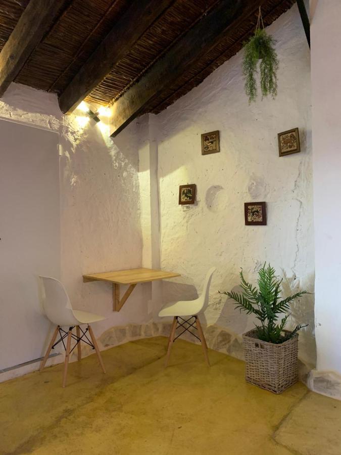 Xàtiva Fortress Jacuzzi Suites מראה חיצוני תמונה